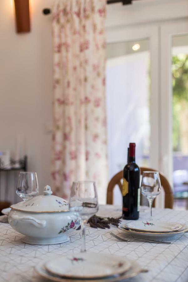 Relaxing Dalmatian House In Village Ljubitovica Extérieur photo